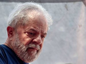 Lula chega à Justiça Federal para ser interrogado em processo da Lava Jato