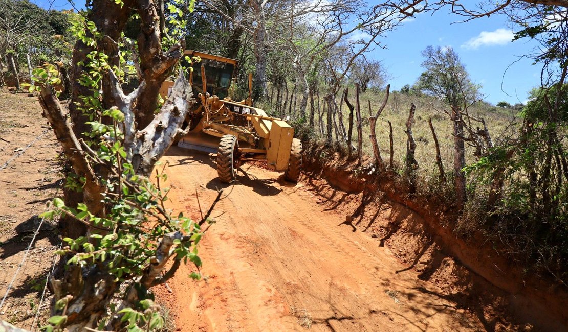 Prefeitura cria novo acesso à Serra do Amaro e beneficia moradores da zona rural
