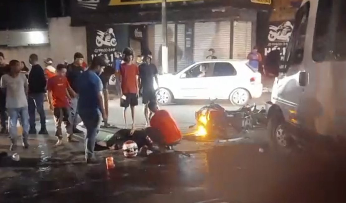 Acidente grave é registrado na noite desta quinta-feira (5) no bairro Cacimbas, em Arapiraca