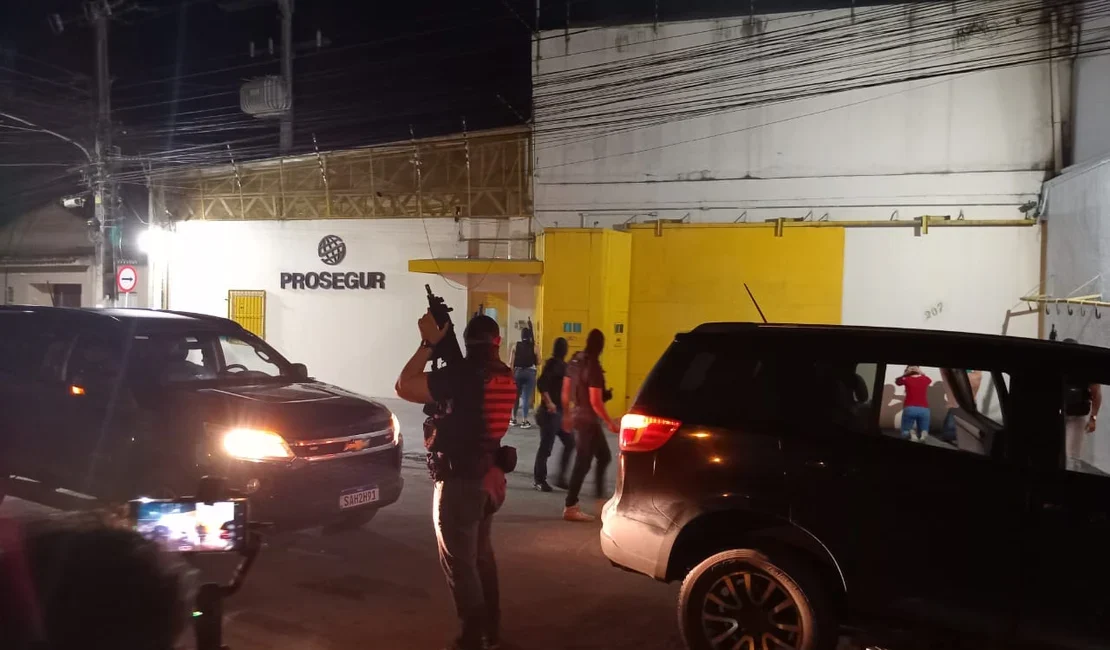 PM realiza simulado de assalto a empresa de transporte de valores em Arapiraca