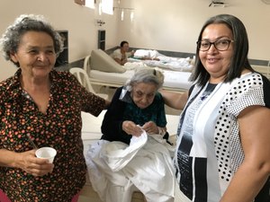 Aos 103 anos, mulher faz sua primeira cirurgia no Hospital Regional