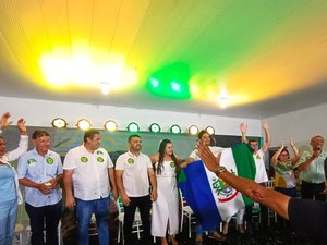 Lagoa da Canoa abraça Jarbinhas Barros em convenção para prefeito