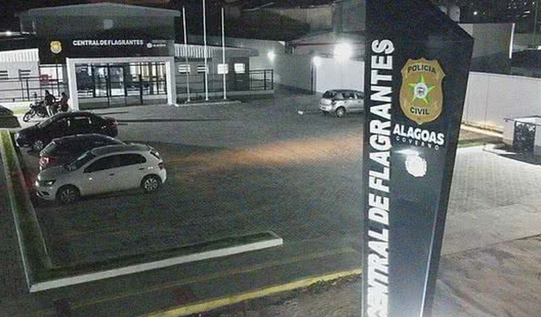 Homem é preso após ameaçar policiais e familiares na Ponta da Terra