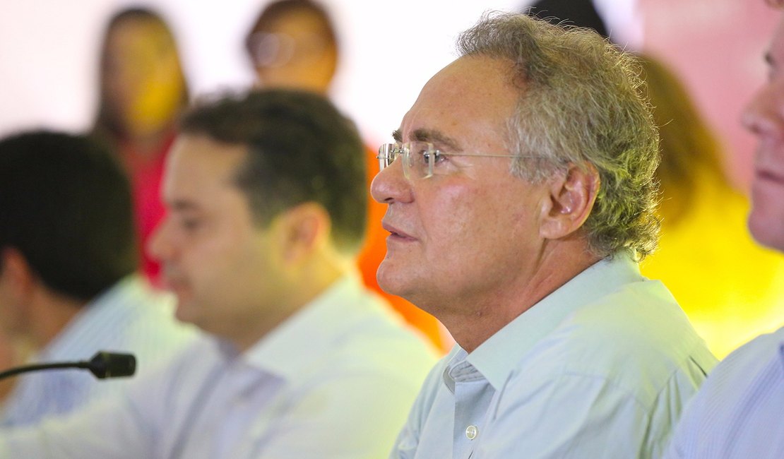 Renan lidera reunião na AMA entre ministros e prefeitos de Alagoas