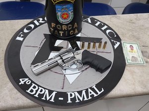 Homem é preso após disparar em via pública