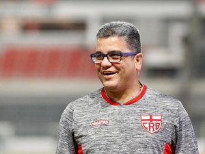Marcelo Cabo lamenta derrota do CRB: 'Não foi a estreia ideal'