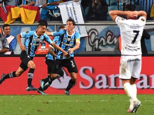 Libertadores: Grêmio abre vantagem sobre o Lanús na decisão