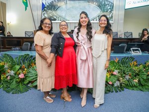 Deputada Gabi Gonçalves realiza sessão em homenagem a mulheres alagoanas