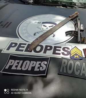 Suspeitos de tráfico são presos com arma de fogo em Penedo