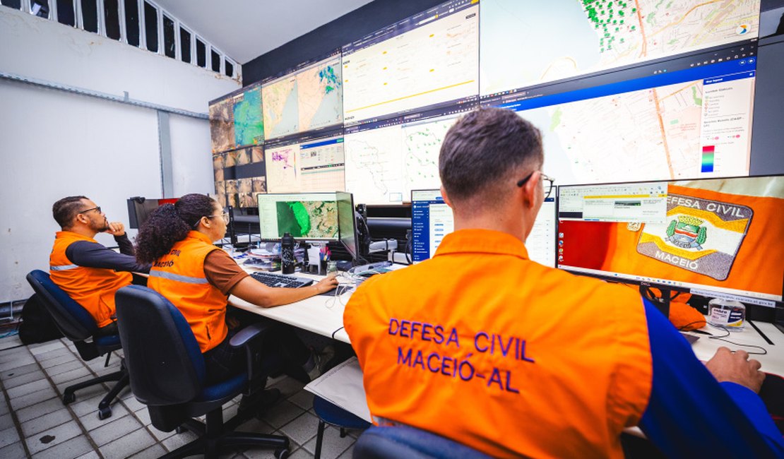 Defesa Civil reforça alerta de chuvas e orienta população a evitar situações de risco