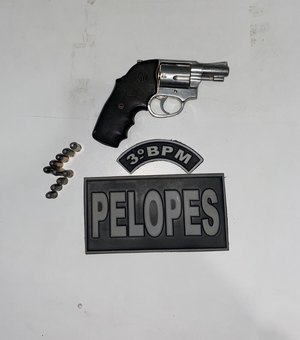 Dono de bar é preso por posse ilegal de arma de fogo em Arapiraca
