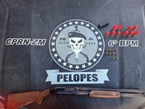 Homem é preso guardando arma e munições para traficante no município de Maragogi