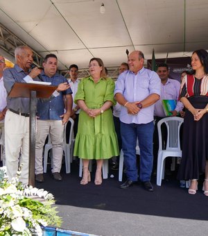 Vereadores elogiam prefeito de Japaratinga