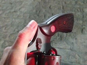 Jovem é morto a tiros e acusado foge antes de ser identificado no Jacintinho