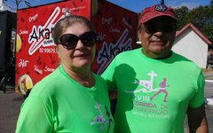 Pais de Michell Alexandre participam da corrida da Emancipação de Arapiraca 