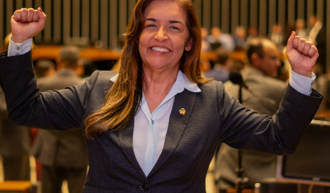 Câmara aprova proposta de Dra. Eudócia para ampliar pesquisa e acesso a tratamentos contra o câncer