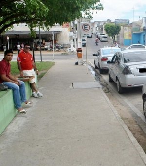 Ladrões mantém taxista como refém em Arapiraca