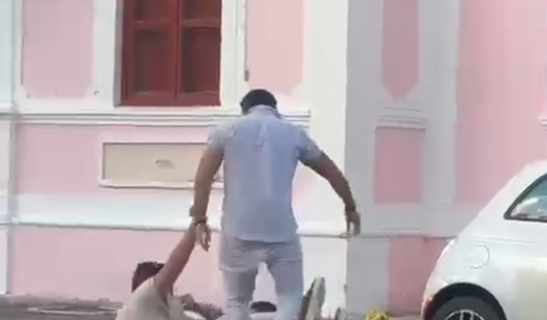 Agressão é flagrada após show no Jaraguá