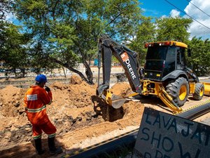 Prefeitura inicia implantação da rede de esgotamento sanitário na Av. Deputado Humberto Mendes