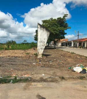 Defensoria cobra retomada de obra de quadra escolar parada há mais de 10 anos