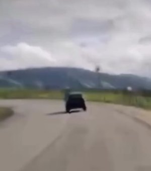 Motorista em zigue-zague colide frontalmente contra caminhão em Maribondo