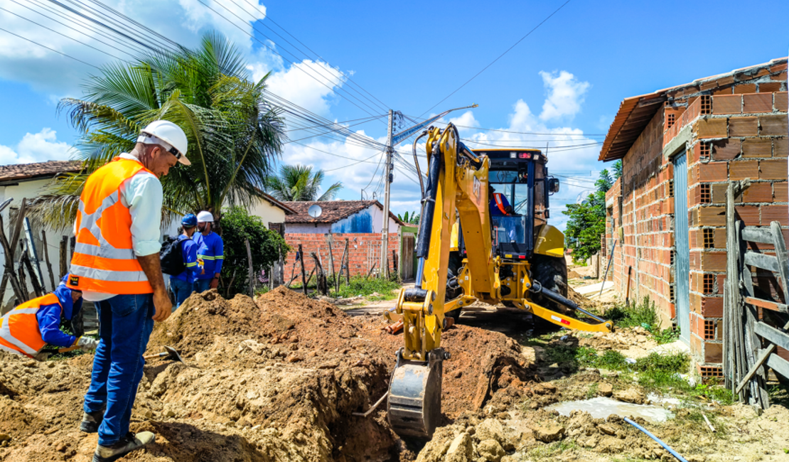 Redes de saneamento em 6 cidades de AL passam por implantação e manutenção preventiva nesta semana