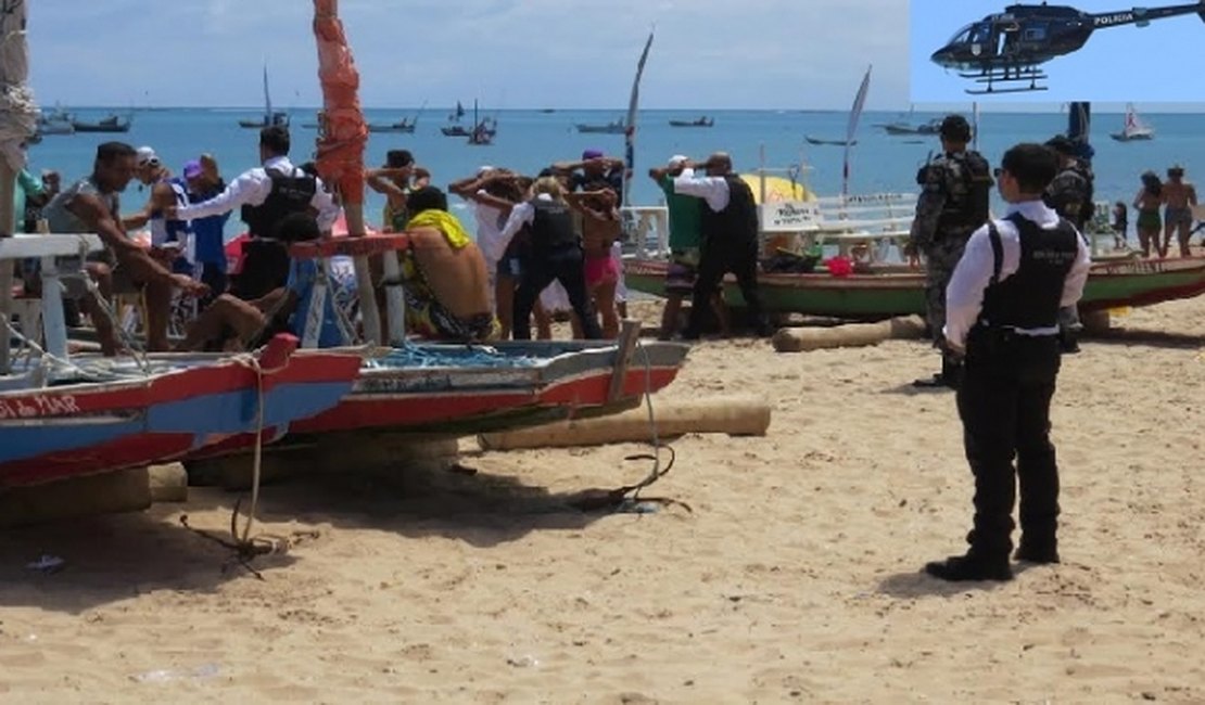 Operação de combate ao tráfico é realizada na orla de Maceió