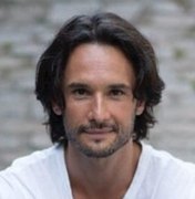 Rodrigo Santoro frisa importância da arte em cenário da pandemia