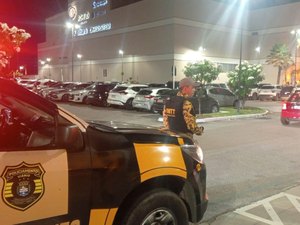 DMTT autua 20 motoristas por uso indevido de vagas especiais em shoppings