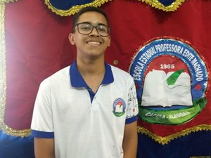 Estudante de Alagoas é o primeiro colocado em concurso do Jovem Senador