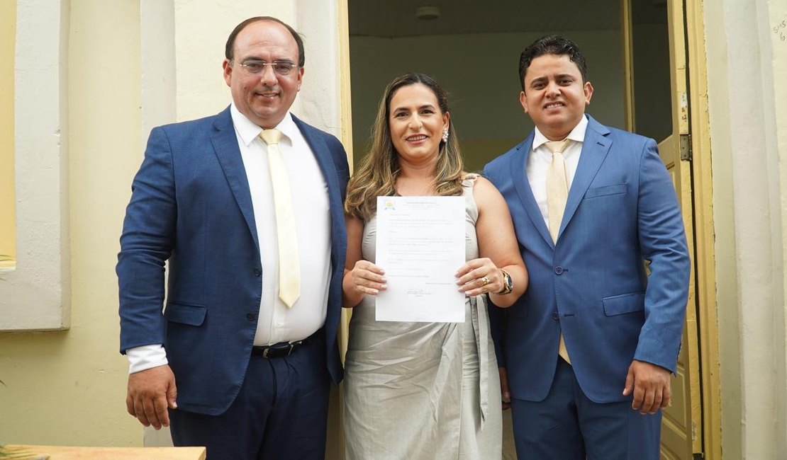 Educação avança: Junqueiro recebe mais de 200 aparelhos de ar-condicionado
