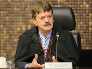 ?Desembargador do TJ/AL suspende eleição da diretoria da Adefal