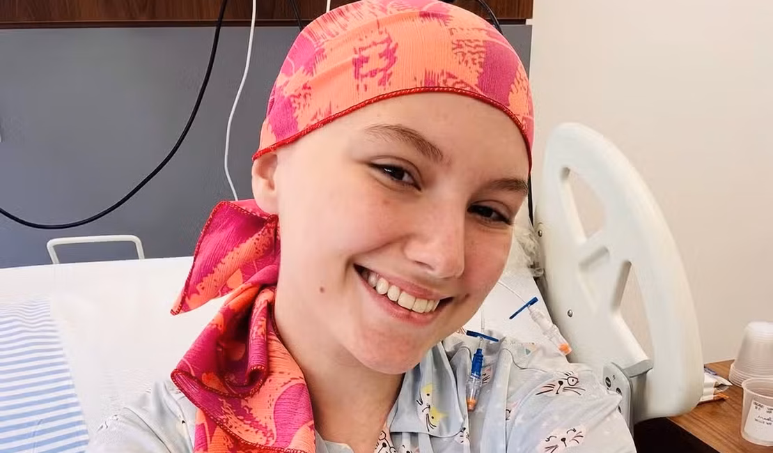 Morre influenciadora Isabel Veloso aos 19 anos