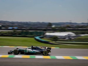 Sem corridas no horizonte, F1 aumenta período de férias para 63 dias