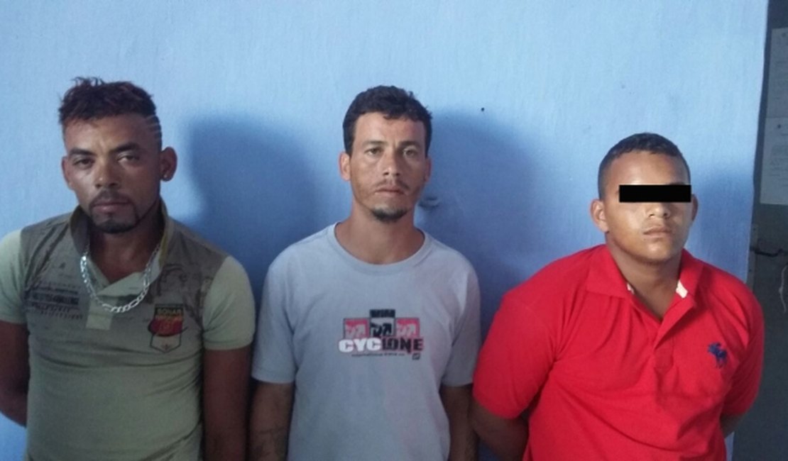 Dois homens são presos e um menor apreendido por tráfico no sertão