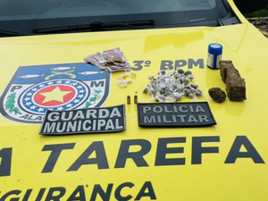 Dupla é presa por tráfico de drogas e porte ilegal de munições no centro de Teotônio Vilela