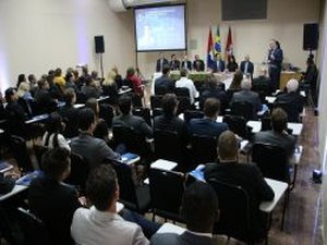 Congresso do Ministério Público tem início com palestra sobre a operação Lava Jato e o novo pacote anticorrupção