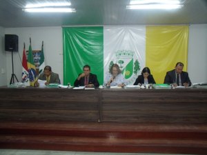 Críticas a Rogério Teófilo marcam sessão da Câmara Municipal nesta terça (6)
