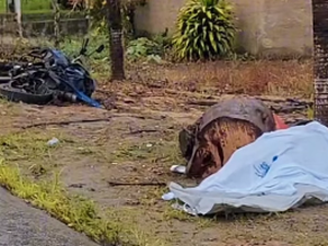 Mulher morre em acidente de moto na BR-220, em Campo Alegre