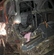 Ônibus que saiu de Arapiraca sofre acidente em Minas Gerais