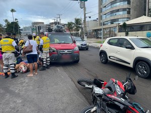 Ronda no Bairro e Samu socorrem vítimas de acidente na Jatiúca