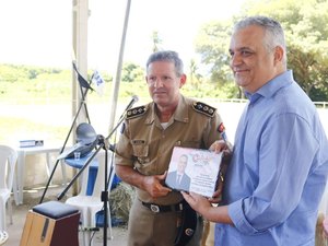 Alfredo Gaspar se emociona e destaca desempenho das forças de segurança de Alagoas