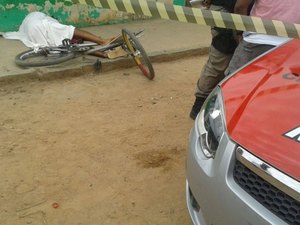 Em São Sebastião, homem é assassinado a tiros por pistoleiros em motocicleta