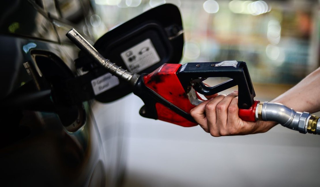 Gasolina em Maceió pode ser encontrada por R$4,99