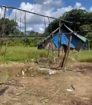Aldeia Yanomami é totalmente incendiada após denúncia de estupro de menina de 12 anos