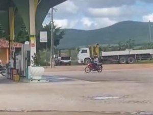 Confronto armado entre PM e suspeitos causa pânico em Estrela de Alagoas