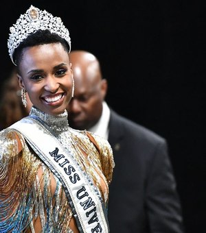 Zozibini Tunzi, Miss África do Sul, é coroada Miss Universo 2019