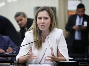 Deputada Cibele Moura presta apoio a Frei Gilson e critica a 'cultura do cancelamento'