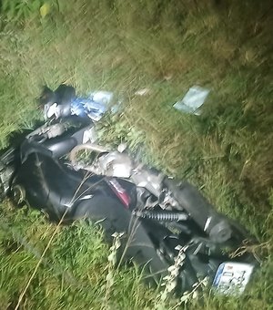 Acidente de trânsito deixa motoqueiro ferido e passageiro morto na AL-487 em Girau do Ponciano