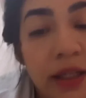 [Vídeo]  Com necrose, mulher que fez preenchimento com dentista investigada desabafa: ‘Fui inocente’